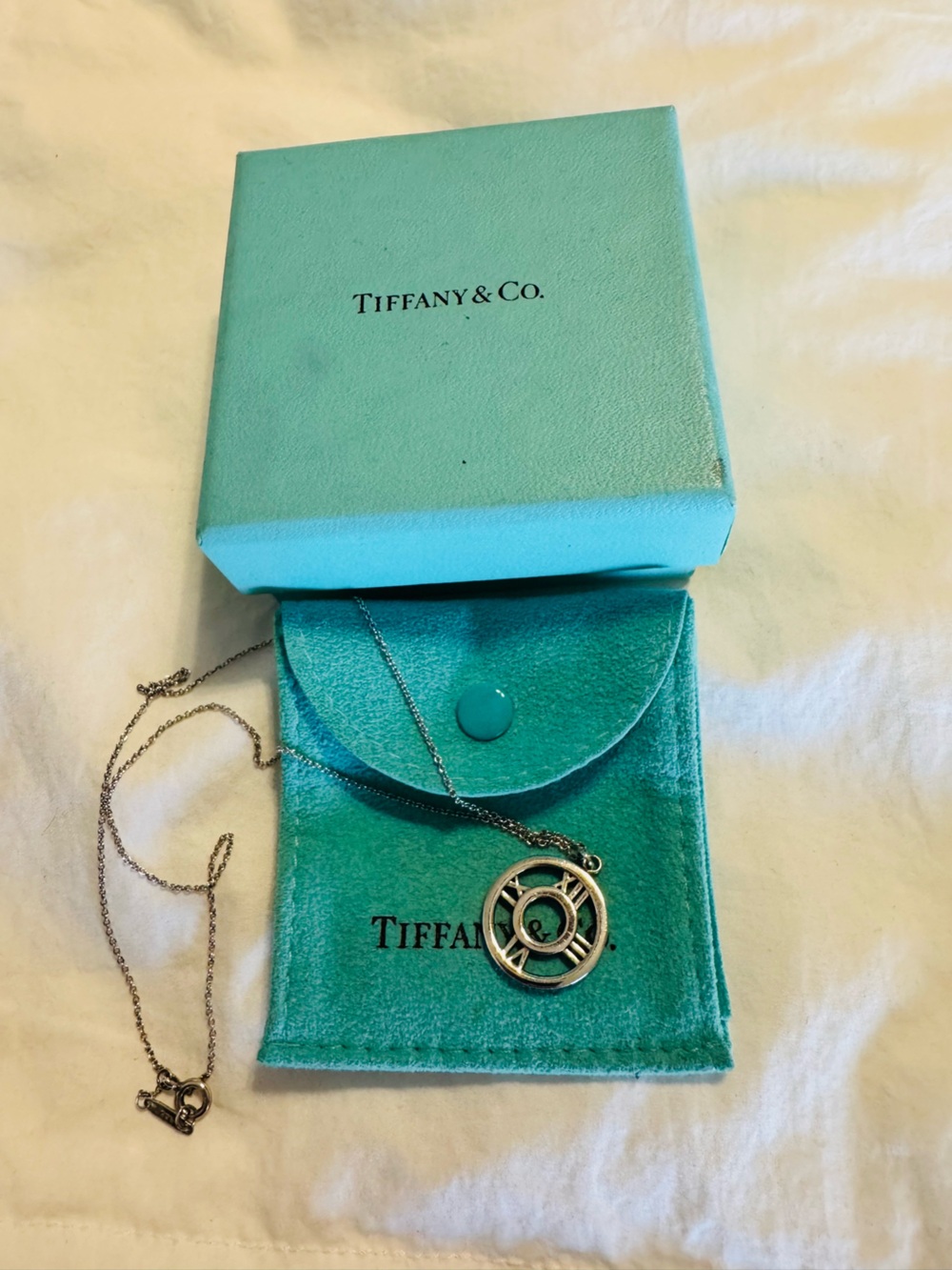 Tiffany & Co. 2003 Atlas Collection Necklace with pouch and box.